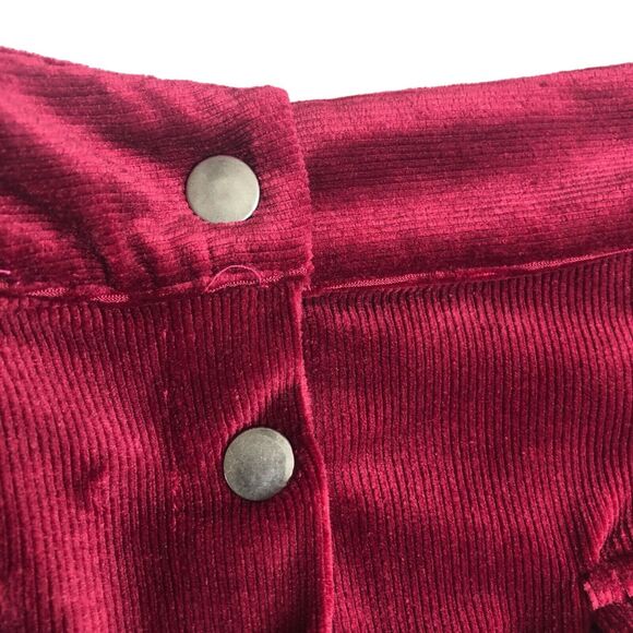 Umgee Skirt Womens Medium Burgundy Corduroy Velvet Mini Snap Front Pockets - Picture 4 of 13